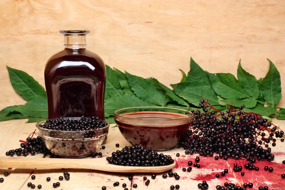 Elderberry-Syrup-⁣healthy-recipe-immunity-support
