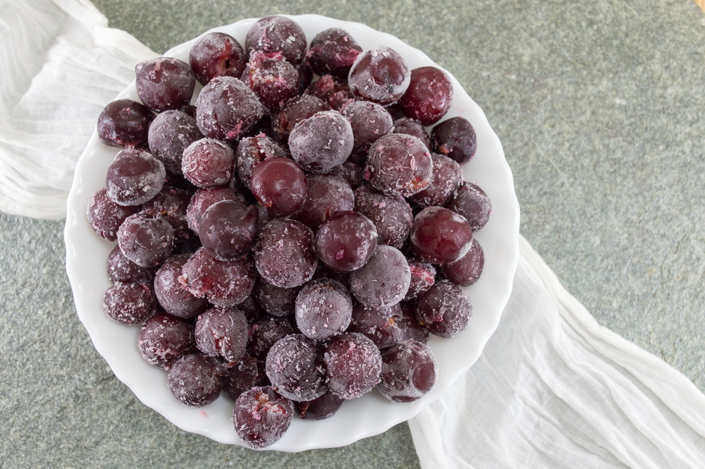 Frozen-Grapes-for-a-healthy-snack